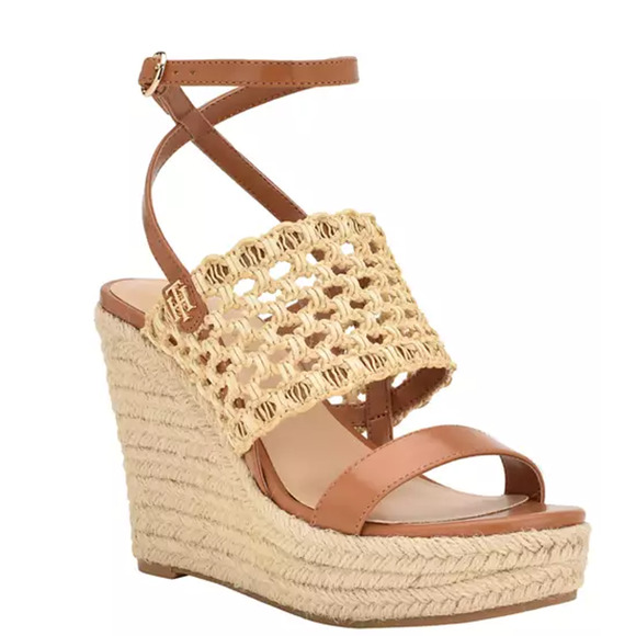Tommy Hilfiger Kalendar Wedge Platform Sandals Size 10 Beige NWT - Picture 1 of 4